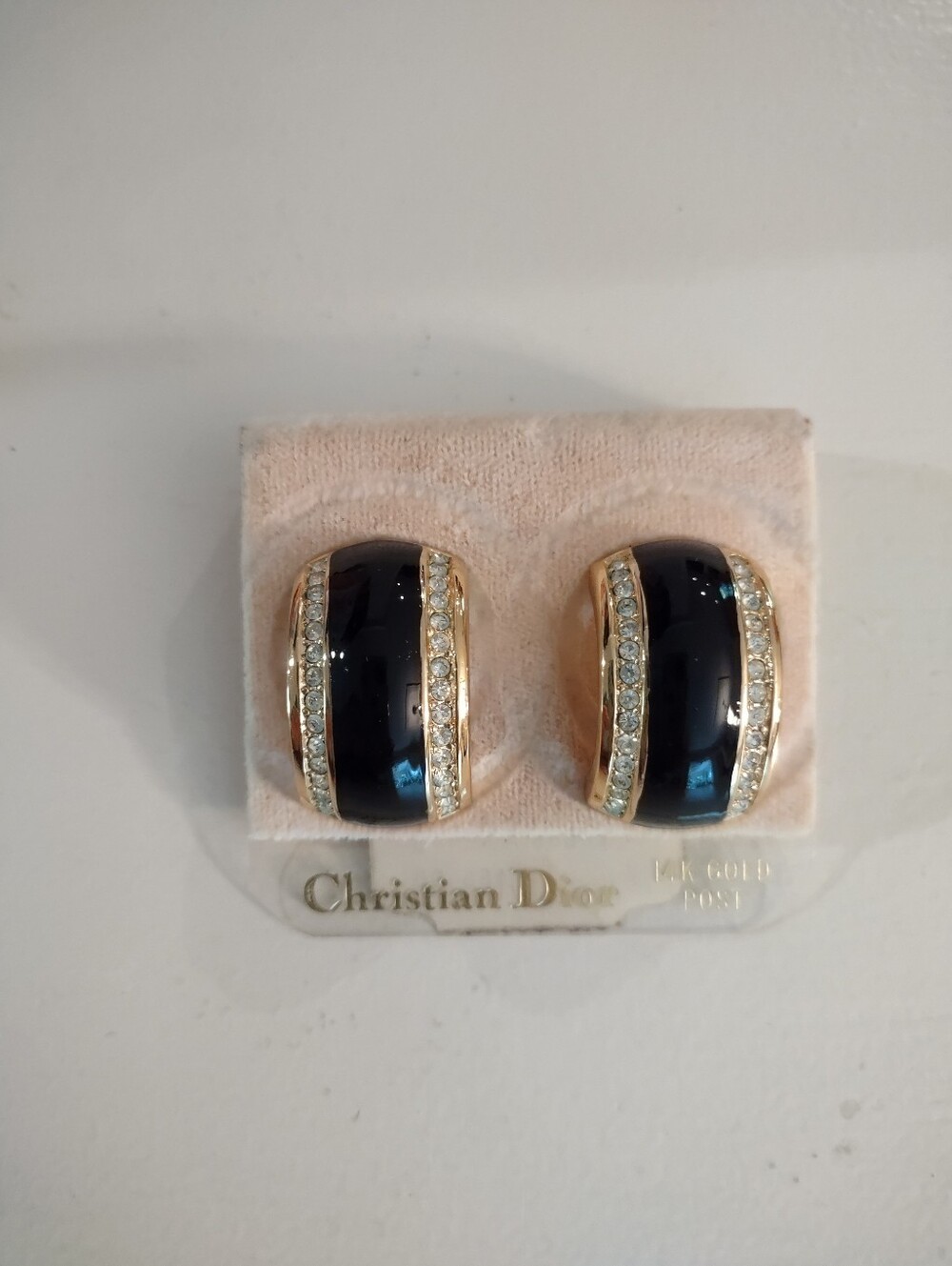 Christian Dior 14K Gold Post Half Hoop Black Enamel Earrings Vintage On Card - Picture 8 of 10